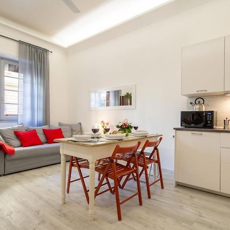 Central Station Apartment By Mmega ฟลอเรนซ์ ภายนอก รูปภาพ